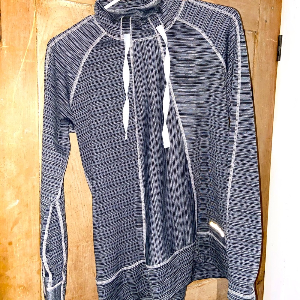 Athletic Avalanche sweatshirt